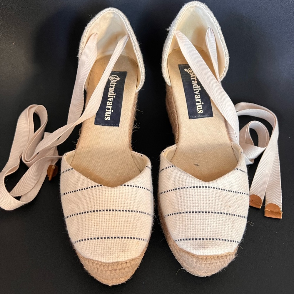 Espadrilles from Stradivarius. Size 7